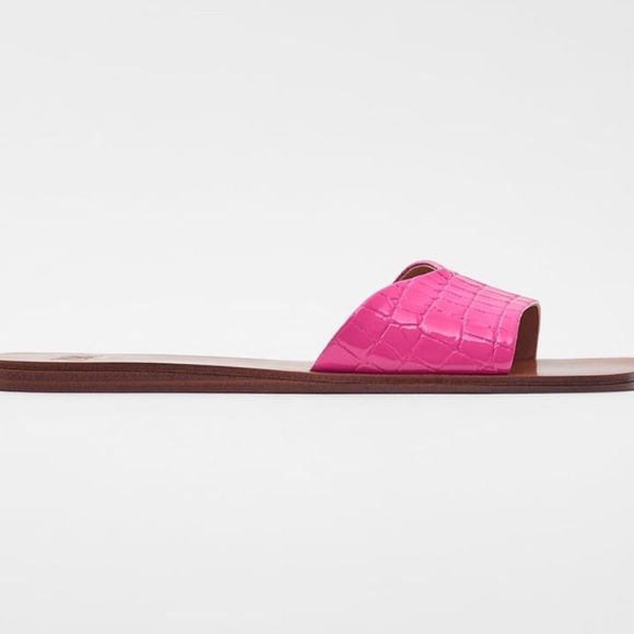 Zara croc slides